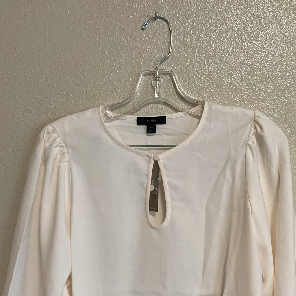 J.Crew Puff Sleeve Keyhole Crepe Blouse in Ivory (Size PXS)